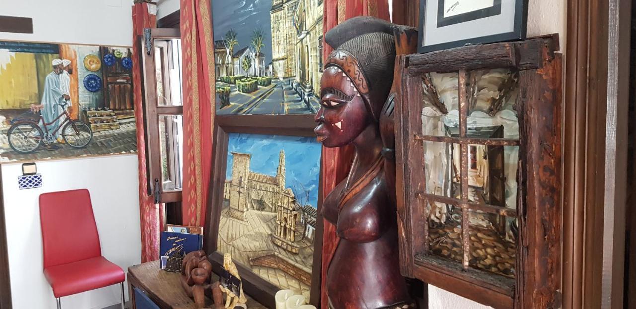 La Casa Del Pintor - Estudio De Arte En Baeza Luaran gambar